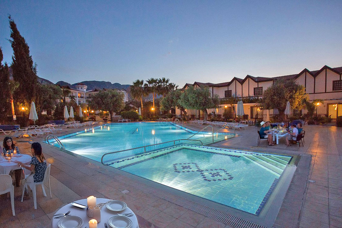 A Bit of English Tradition in the Mediterranean!