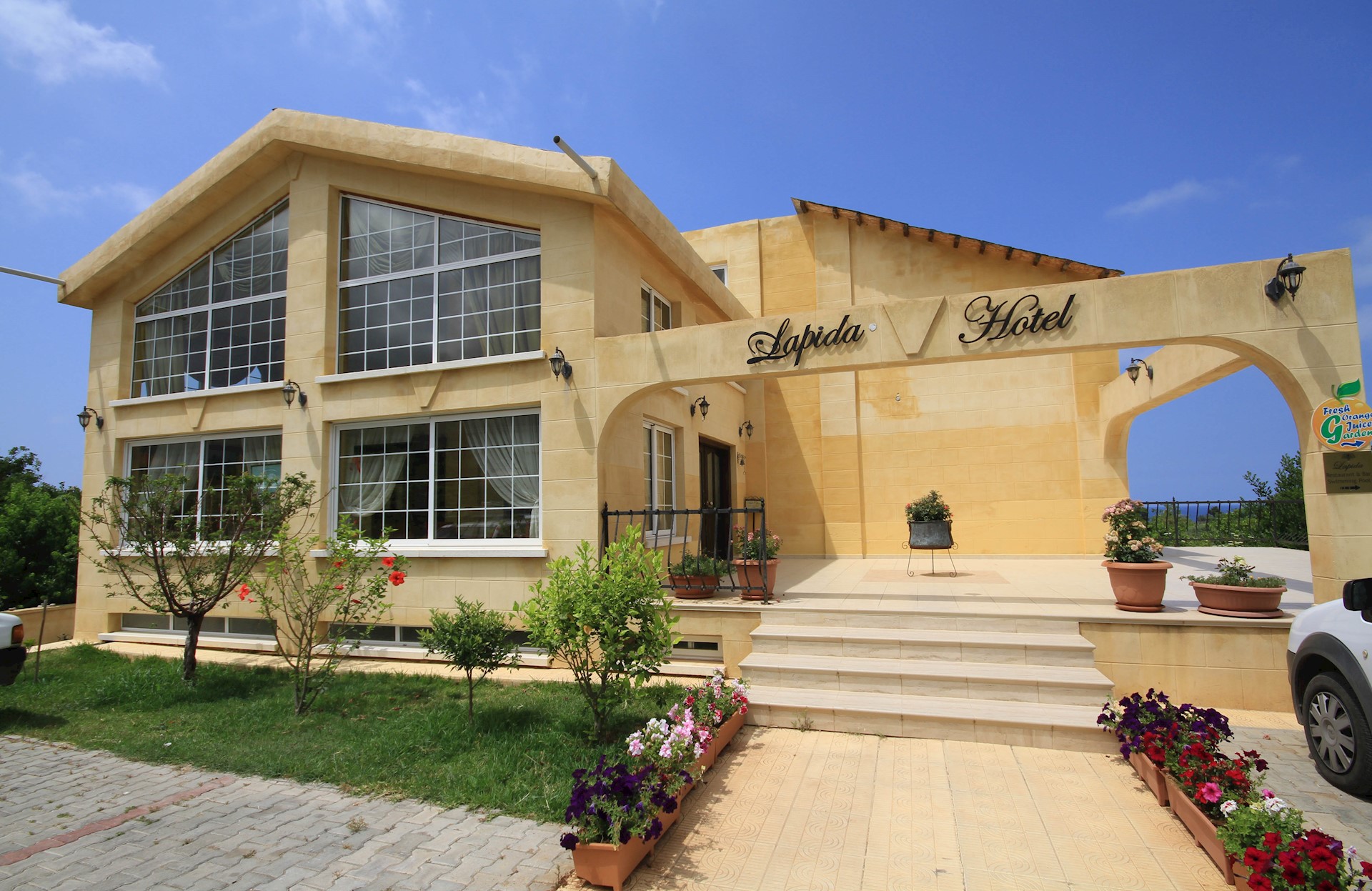 lapida hotel kyrenia