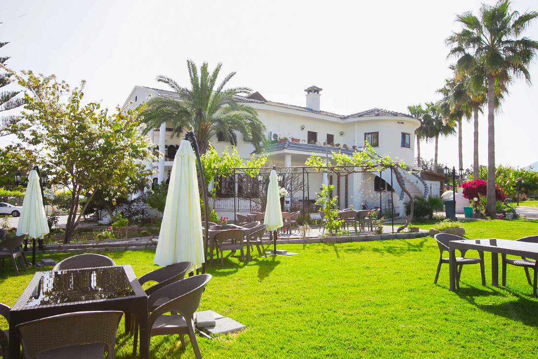 meryems hotel restaurant kyrenia