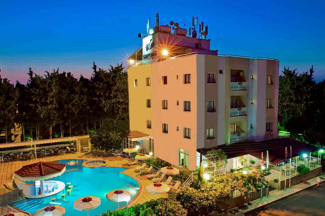 sammys hotel