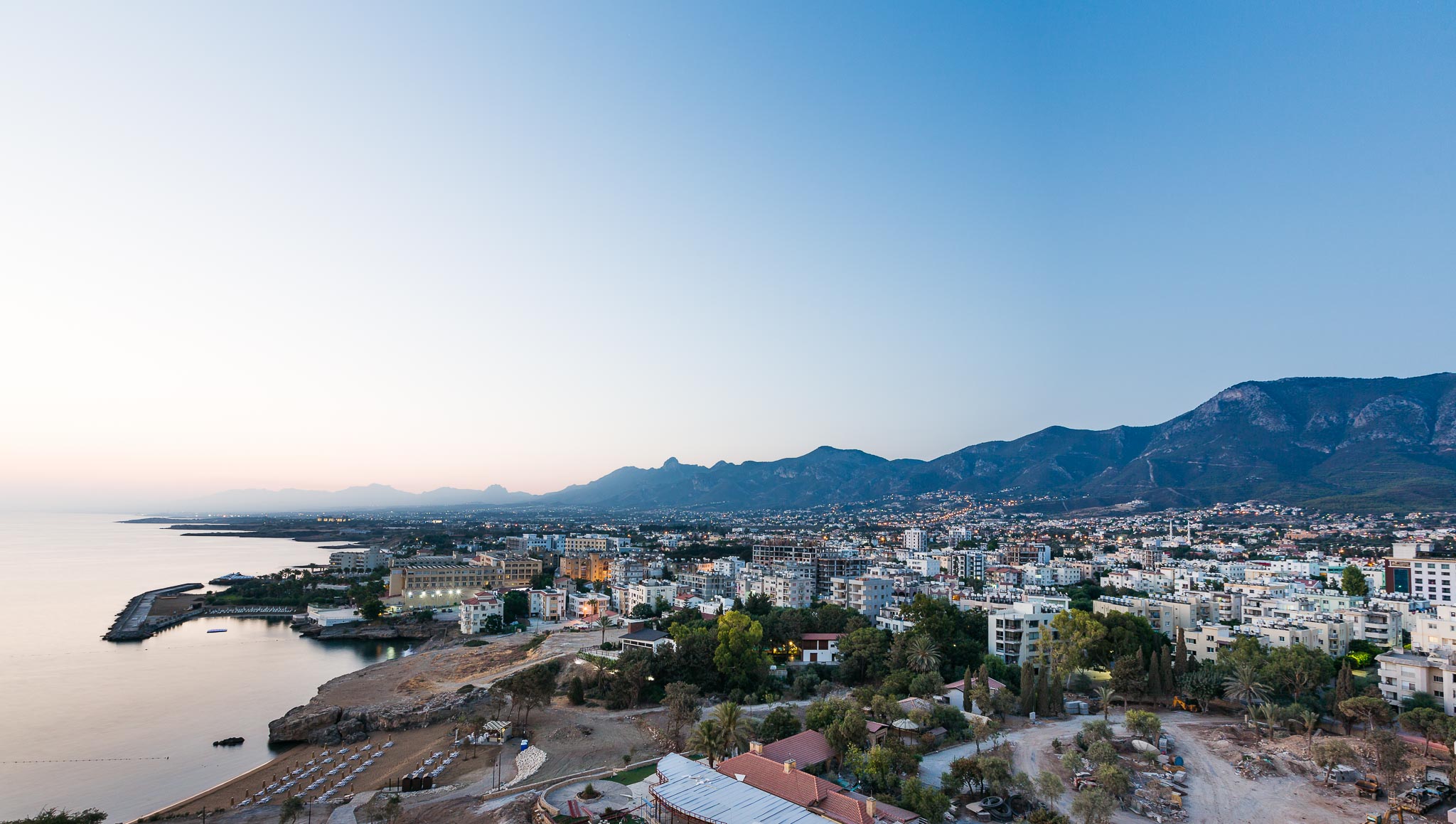 lords palace hotel view