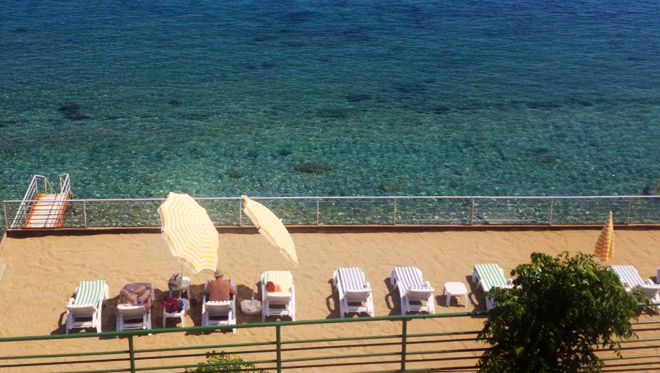 high life sunbathing