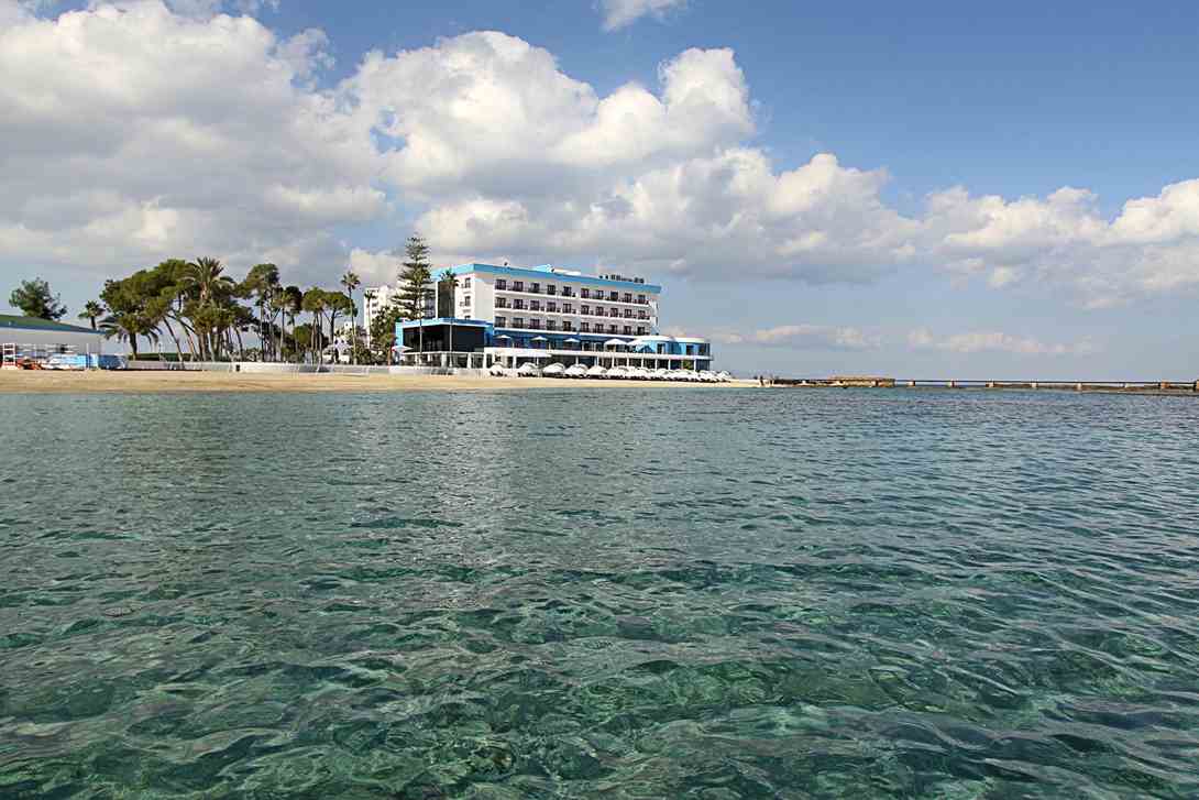 arkin palm beach kyrenia sea