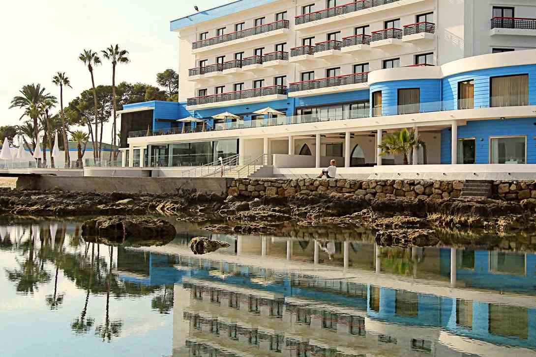 palm beach hotel
