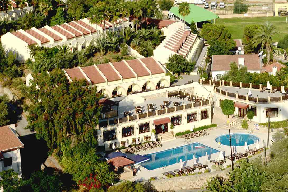 bellapais monastery kyrenia