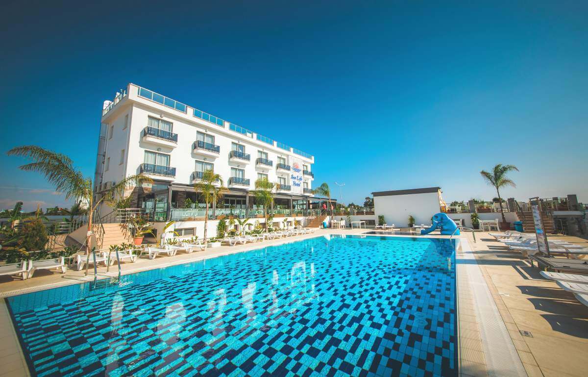 sea life hotel outdoor swimming pool