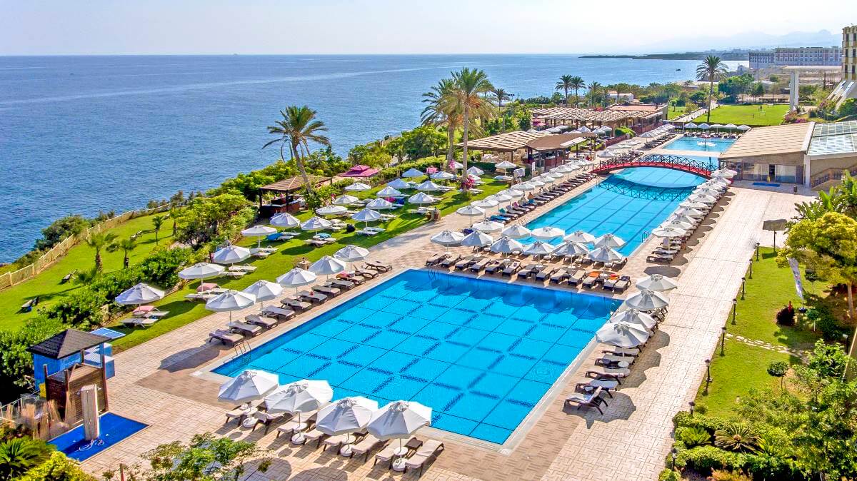 Merit Park Pool Seaview Kyrenia