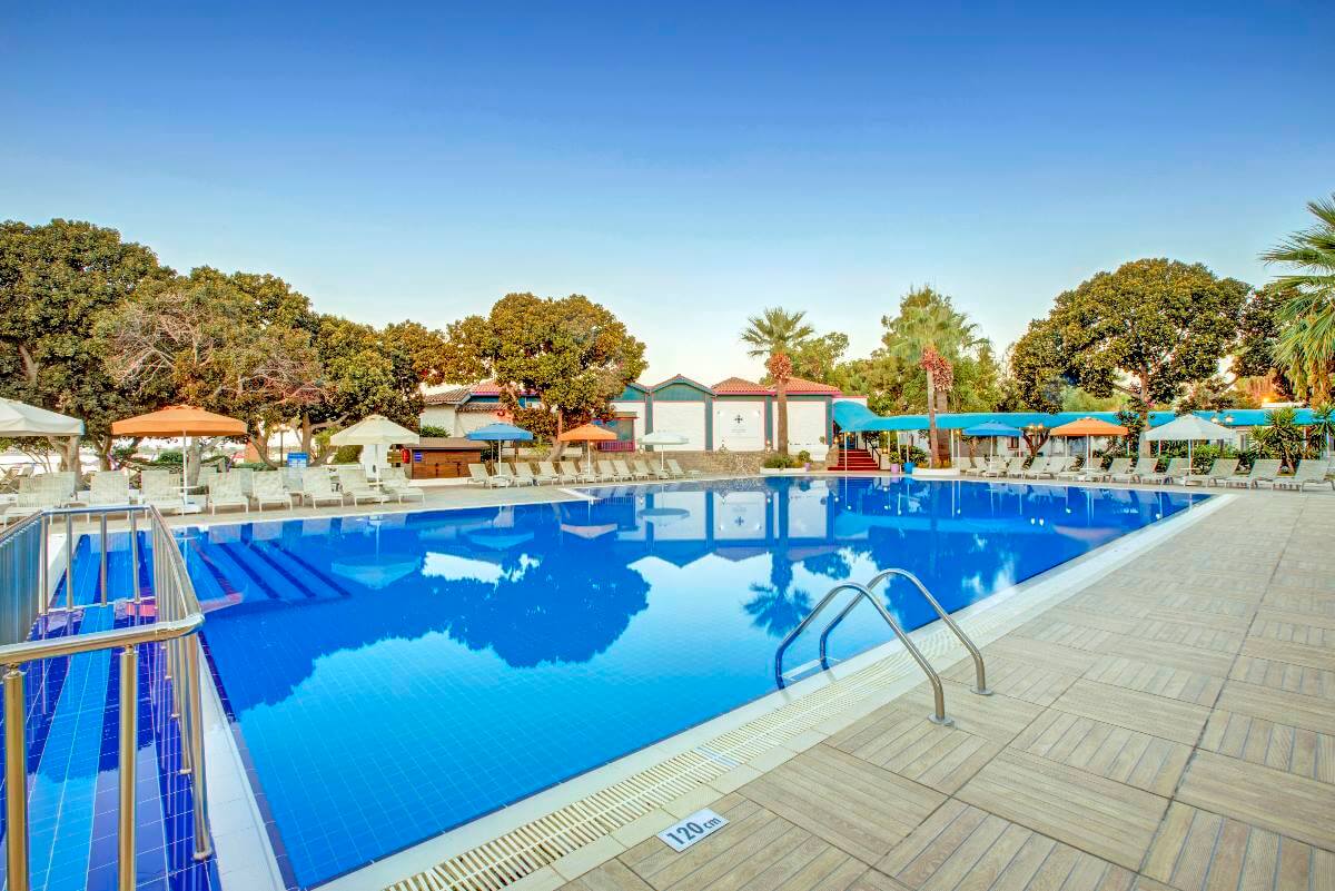 merit cyprus gardens outdoor pool famagusta