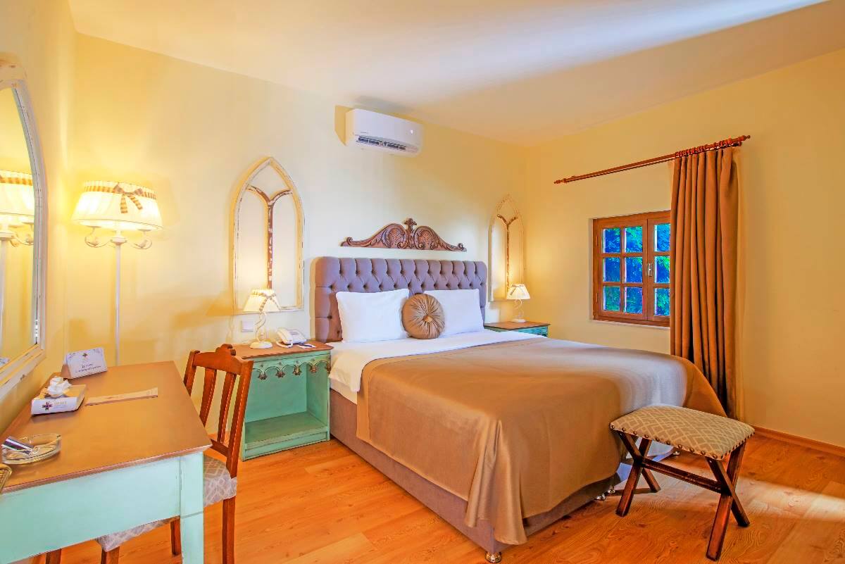 merit cyprus gardens king suite famagusta