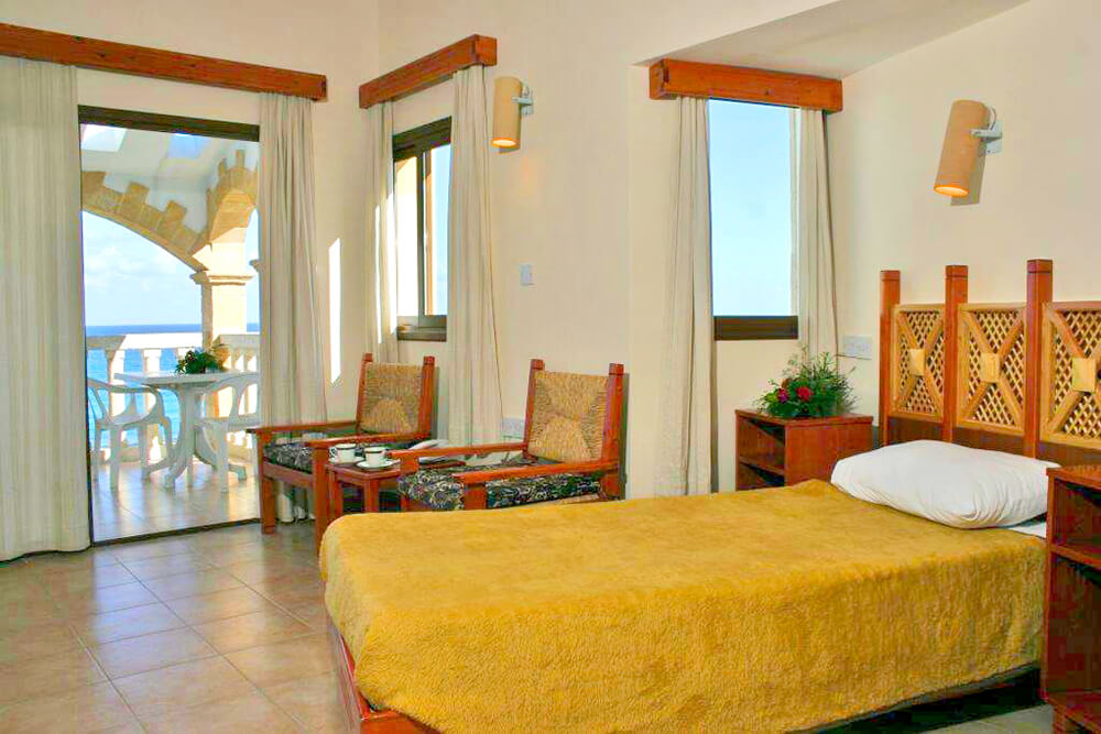 topset hotel room terrace