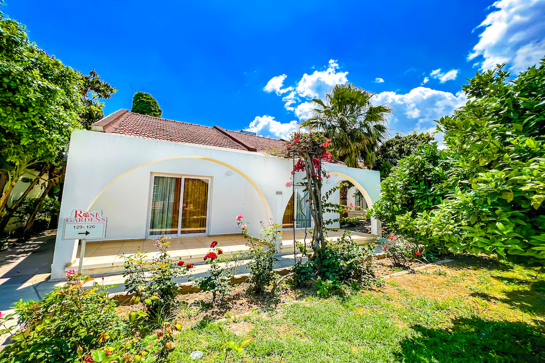 23 rose gardens holiday village